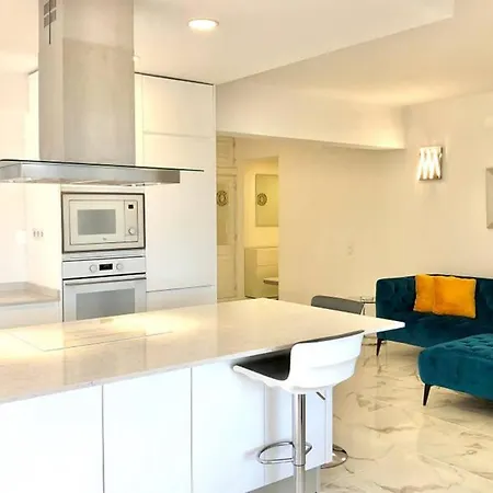 Fantastique Vue Ocean, Double Terrasse Et Piscine Apartment *